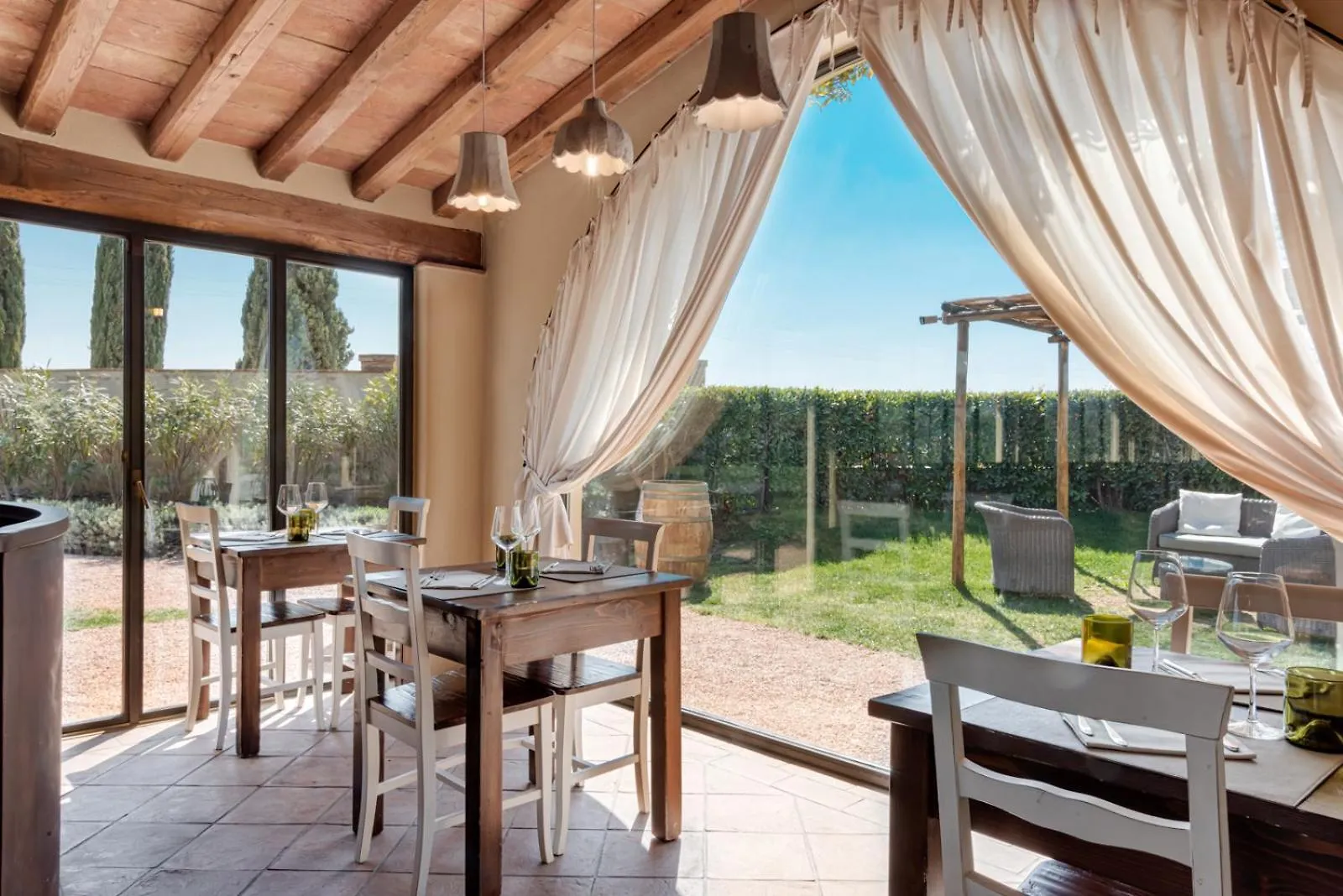 Locanda Dell'Aioncino 비보나 여관